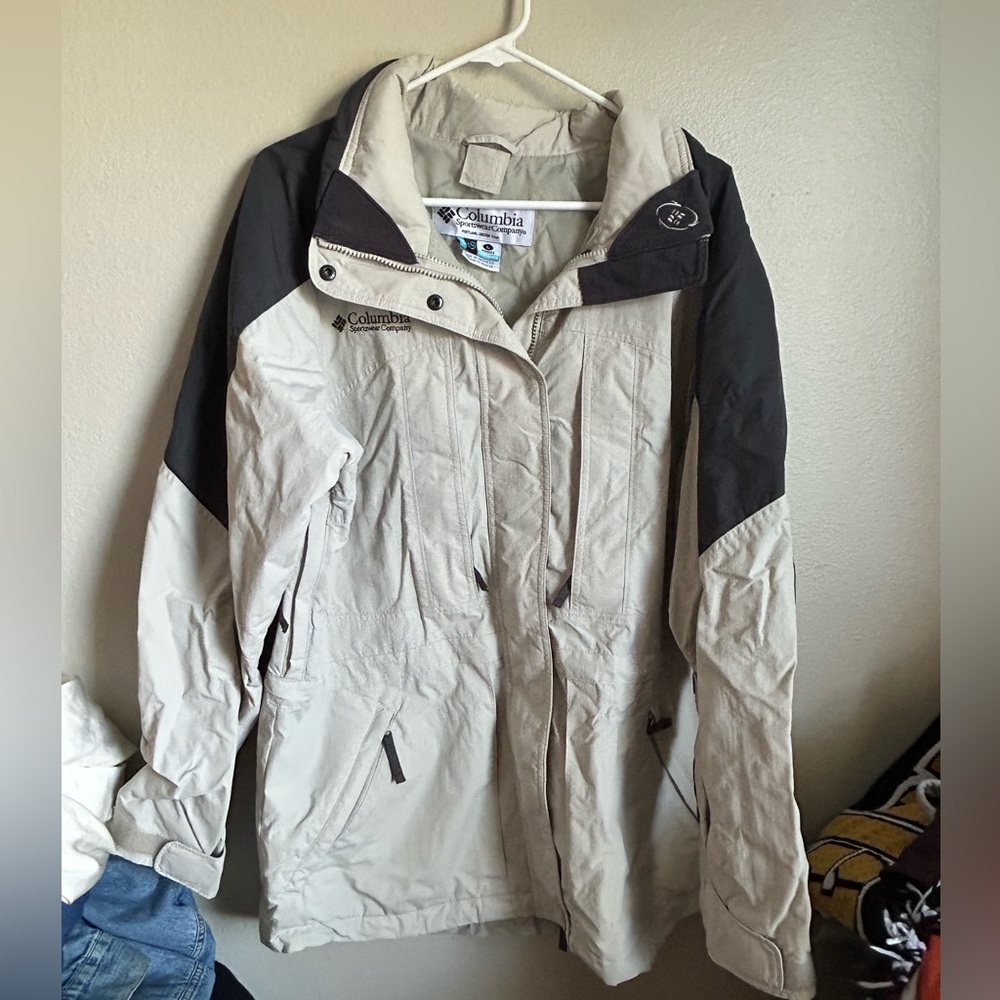 Columbia women’s sportswear winter jacket size Large